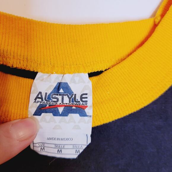 Jolly Roger raglan sleeve black and gold tshirt - Picture 3 of 6